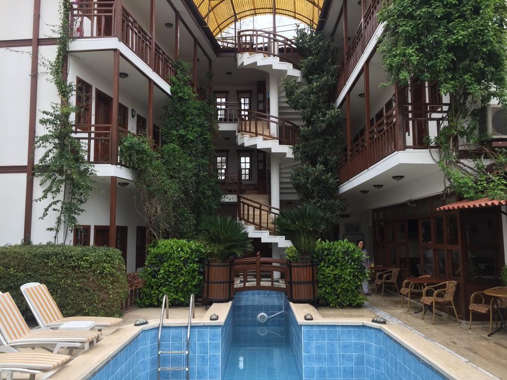 Hotel Karyatit Kaleici Antalya Exterior photo