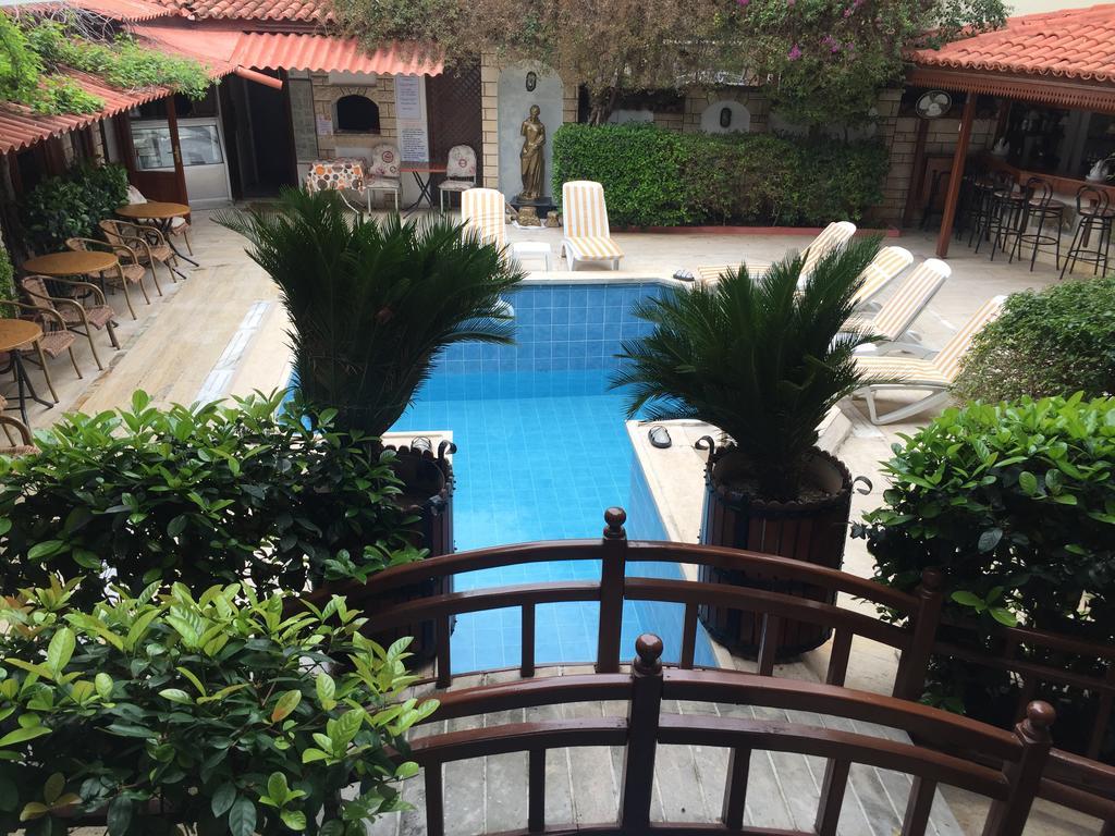 Hotel Karyatit Kaleici Antalya Exterior photo